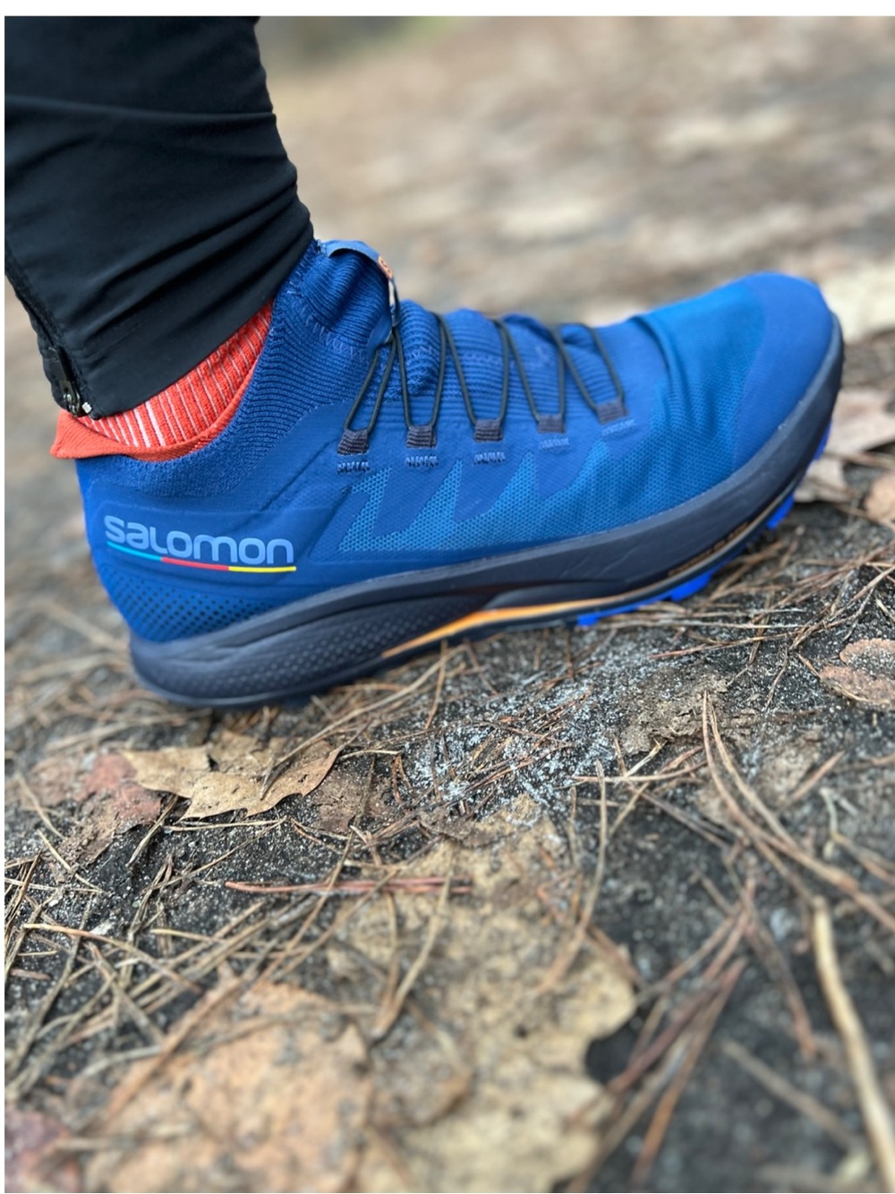 Salomon pulsar trail pro Men size 10.5 Blue Trail Runner with Orange Accents